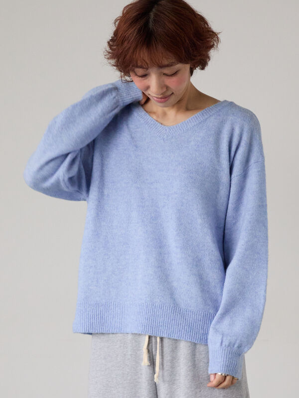 セール】 もちもちメランジVネックニット（グレー/チャコールグレー