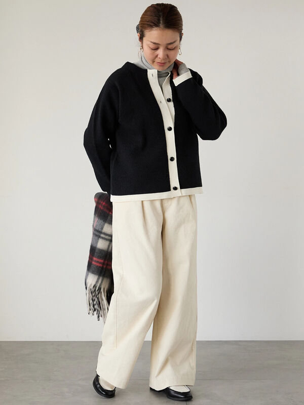 セール】 細コーデュロイタックワイドパンツ（オフホワイト/グレー