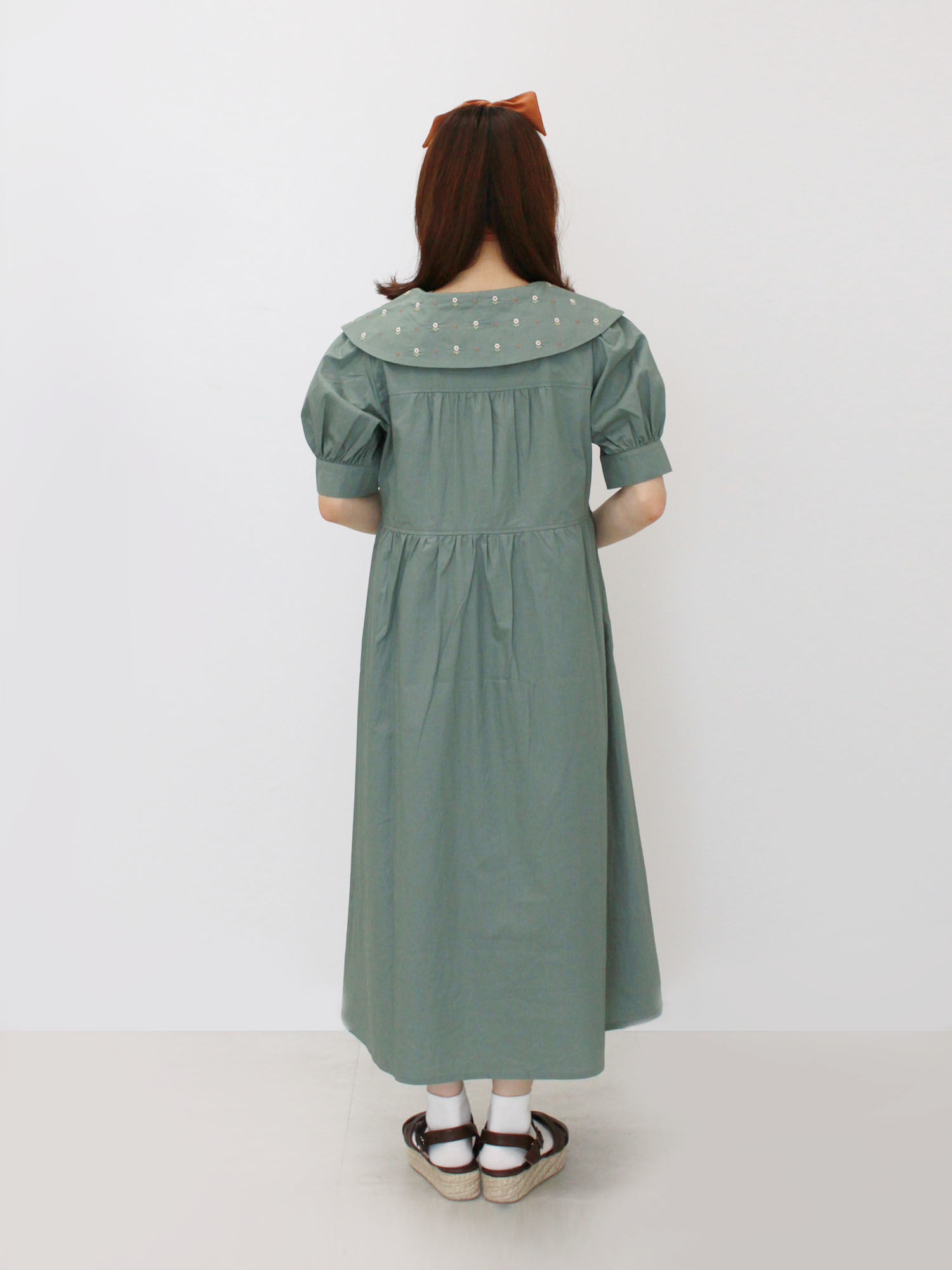 セール 衿刺繍ワンピース チャコールグレー グリーン サックスブルー ワンピース Ehka Sopo エヘカソポ 公式通販