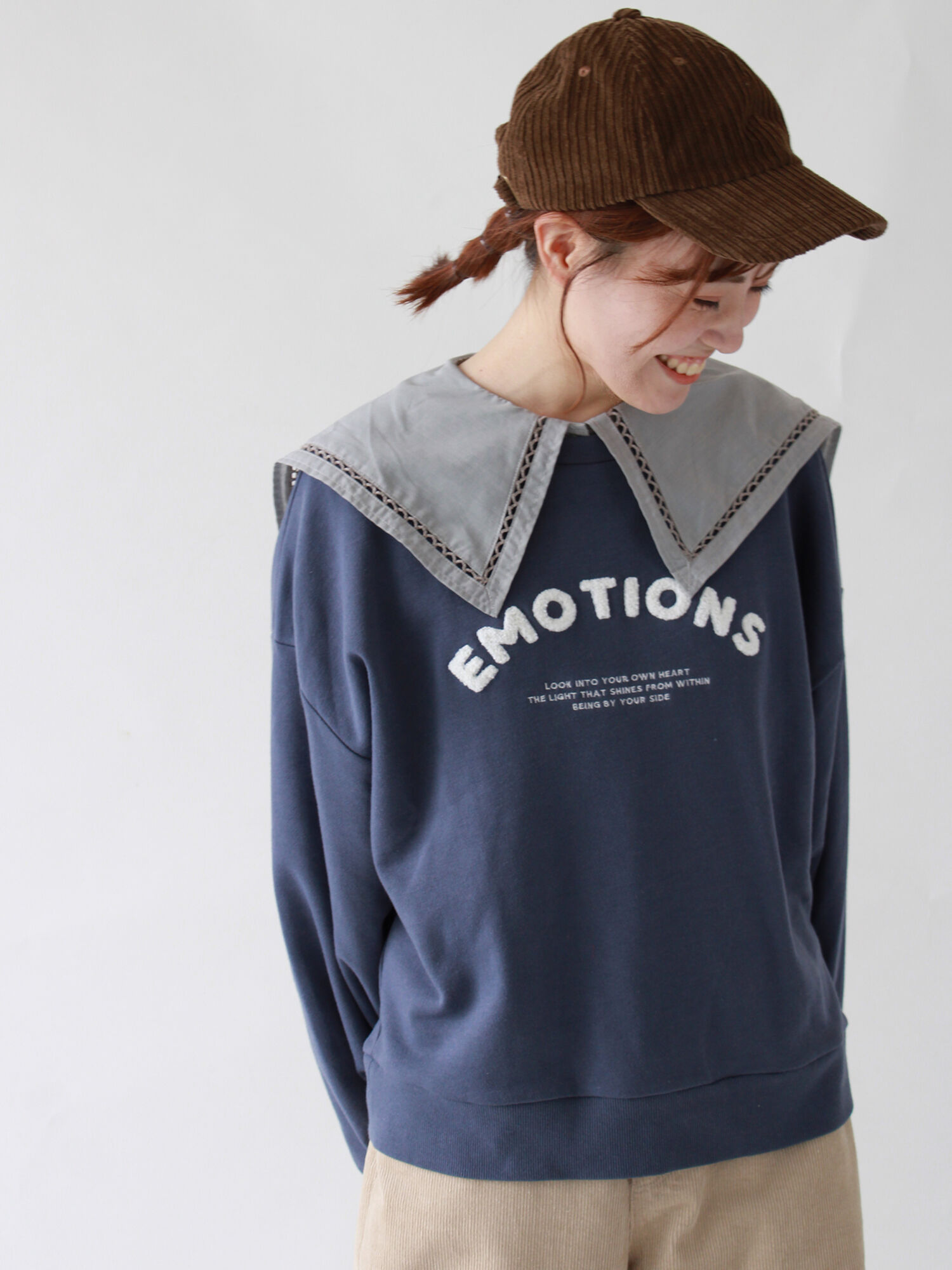 セール サガラ刺繍裏毛トレーナー Mid Autumn Catalog掲載アイテム オフホワイト ベージュ ミント ネイビー トップス Ehka Sopo エヘカソポ 公式通販