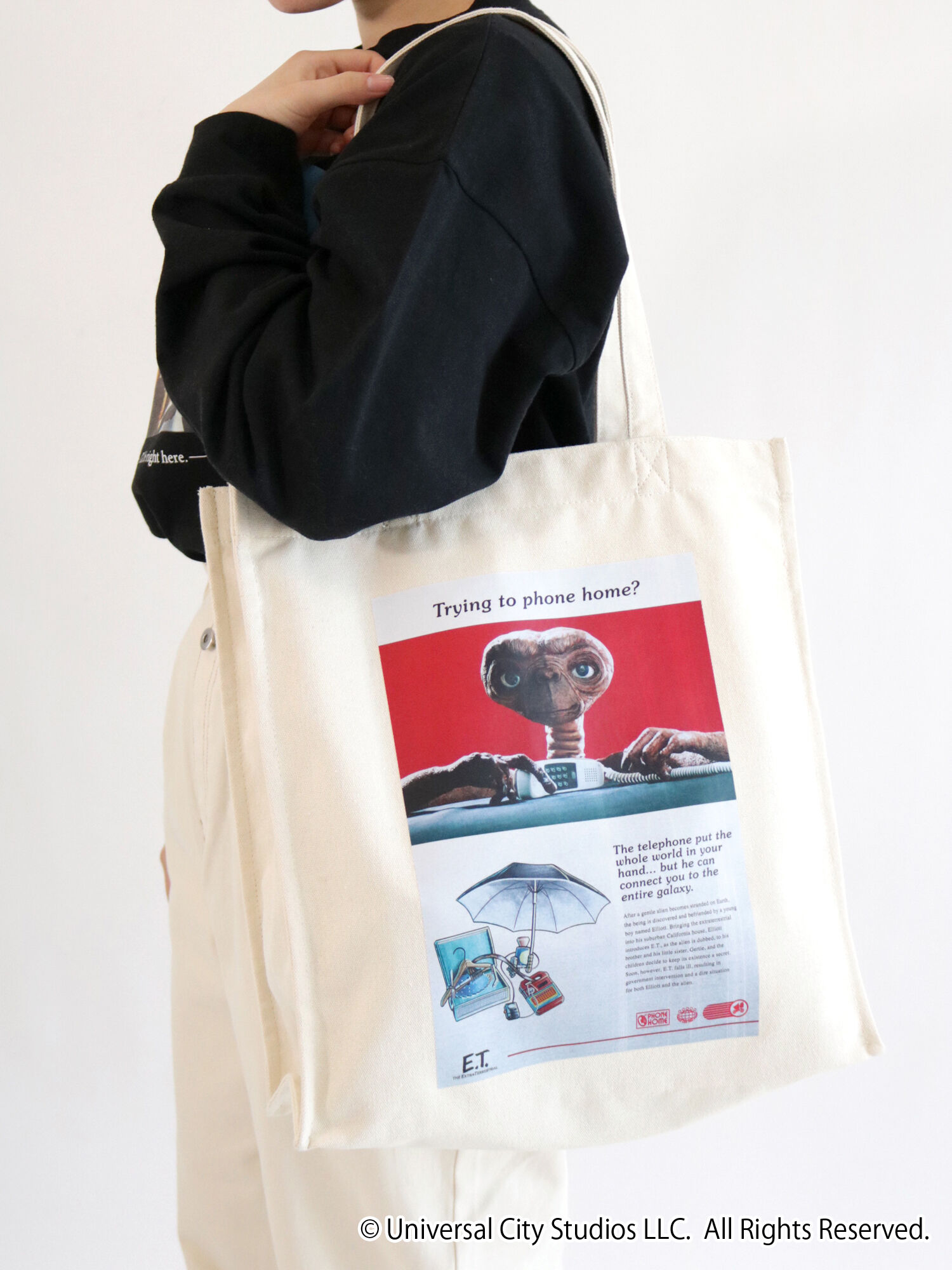 セール】 『E.T.』ポスターアートトートバッグ（オフホワイト/レッド/バッグ/バッグ・ポーチ）| ehka sopo（エヘカソポ）公式通販