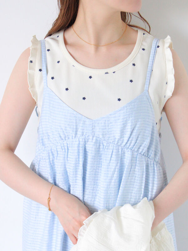 Eaphi アイボリー ありがたい フリルタンクトップ 