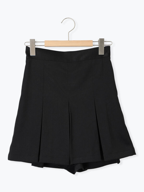 SPORTMAX CODE タック入りレザーショートパンツ 34