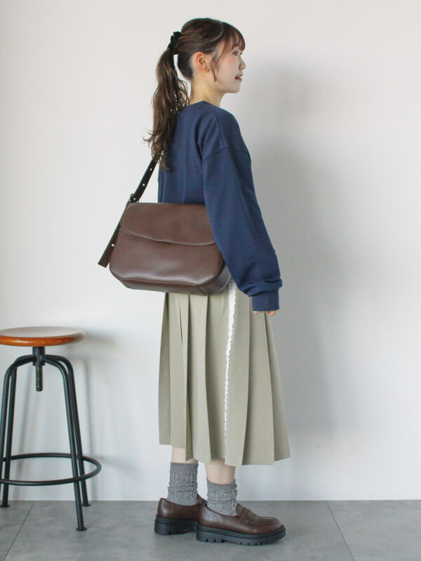 セール】 エコレザーショルダーバッグ（グレー/ブラック