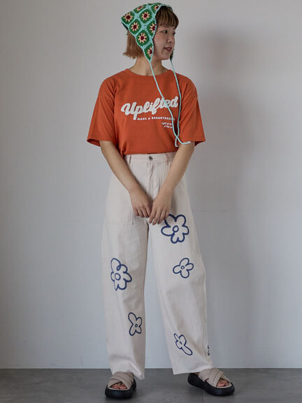 サガラ刺繍Tシャツ（オフホワイト/チャコールグレー/オレンジ）｜ehka sopo（エヘカソポ）通販