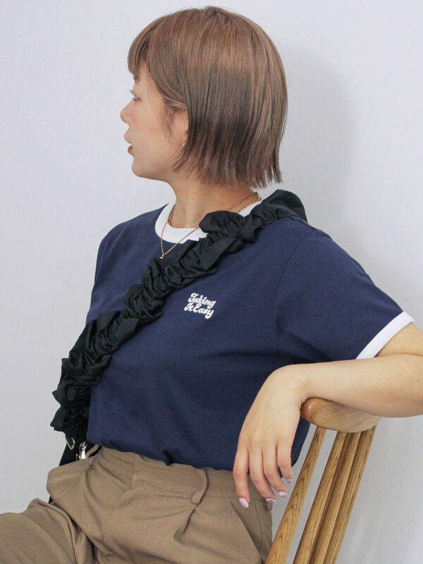 VIP特価★関送込★立体的な刺繍のロゴが可愛いTシャツ 楽天市場】LUCKYロゴ刺繍Tシャツ レディース トップス 5分袖