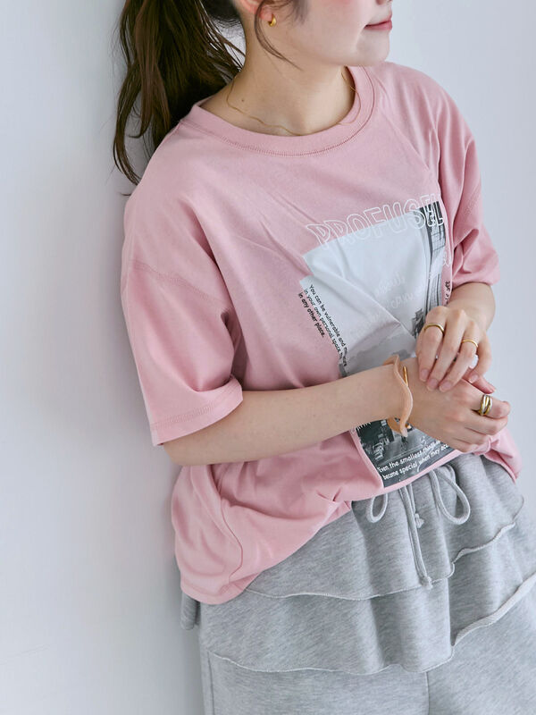 セール】 プリントタックTシャツ（オフホワイト/ブラック/ピンク