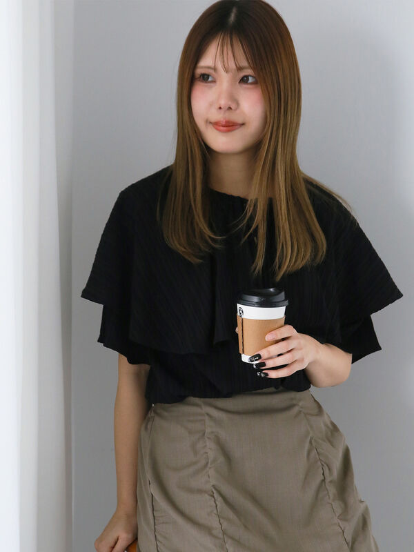 セール】 シワ加工ケープカラーブラウス（オフホワイト/ブラック