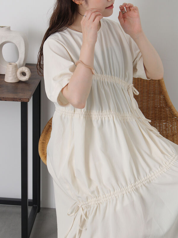 セール】 ドロスト切り替えワンピース（オフホワイト/ブラック