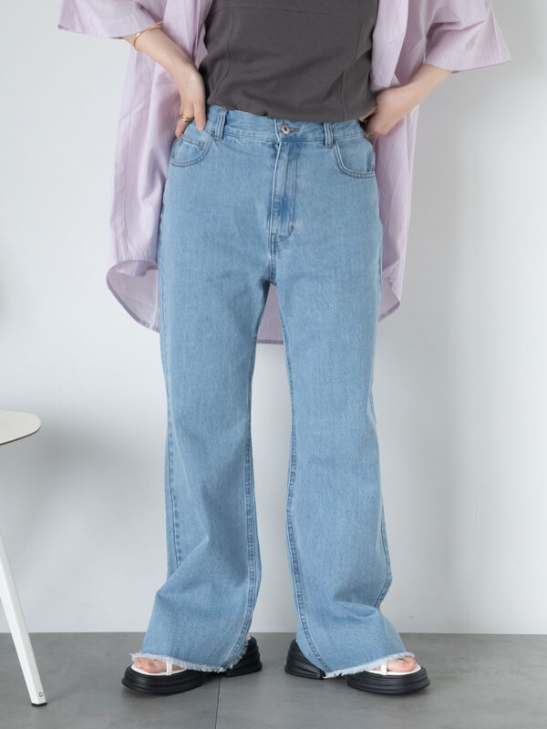 フレアデニム 25インチ ライトブルー Diesel フレアデニム ライトブルー size25 - メルカリ