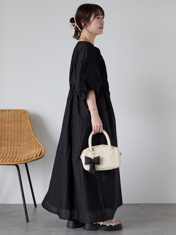 セール】 バルーンスリーブワンピース（オフホワイト/ブラック
