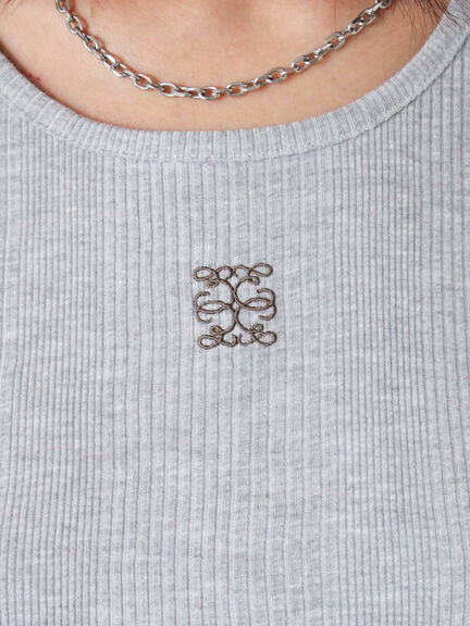ワンポイント刺繍タンクトップ（グレー/ブラック/ブラウン/キナリ）｜ehka sopo（エヘカソポ）通販