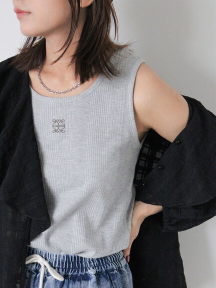 ワンポイント刺繍タンクトップ（グレー/ブラック/ブラウン/キナリ）｜ehka sopo（エヘカソポ）通販