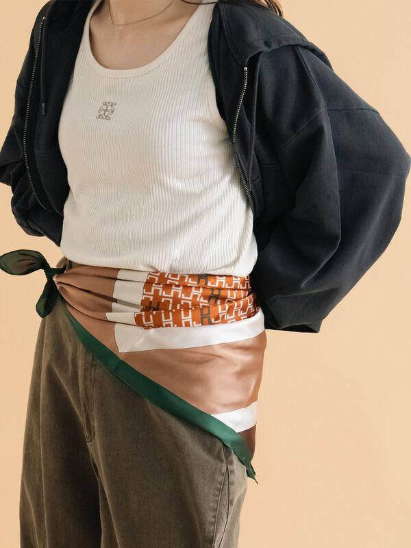 セール】 ワンポイント刺繍タンクトップ（グレー/ブラック/ブラウン