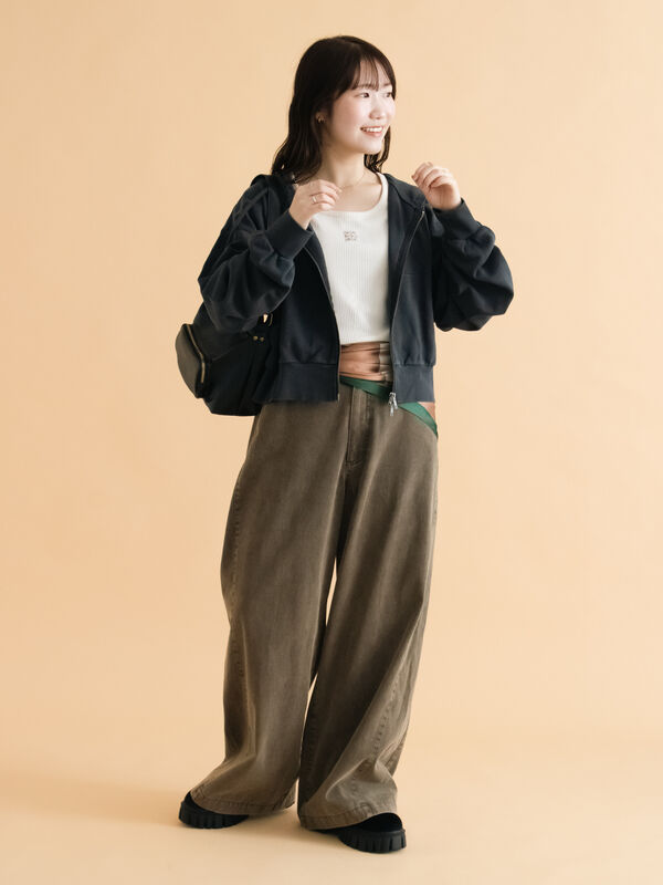 セール】 ワンポイント刺繍タンクトップ（グレー/ブラック/ブラウン