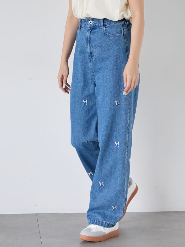 ◎リボン刺繍ストレートデニムパンツ（ブルー）｜ehka sopo（エヘカソポ）通販