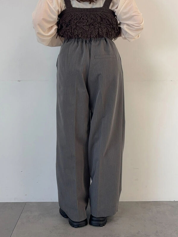 セール】 センタープレスストレートスラックス（グレー