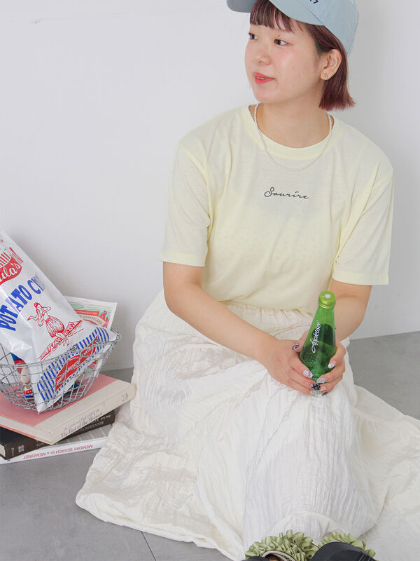 ロゴ刺繍Tシャツ（オフホワイト/チャコールグレー/イエロー）｜ehka sopo（エヘカソポ）通販