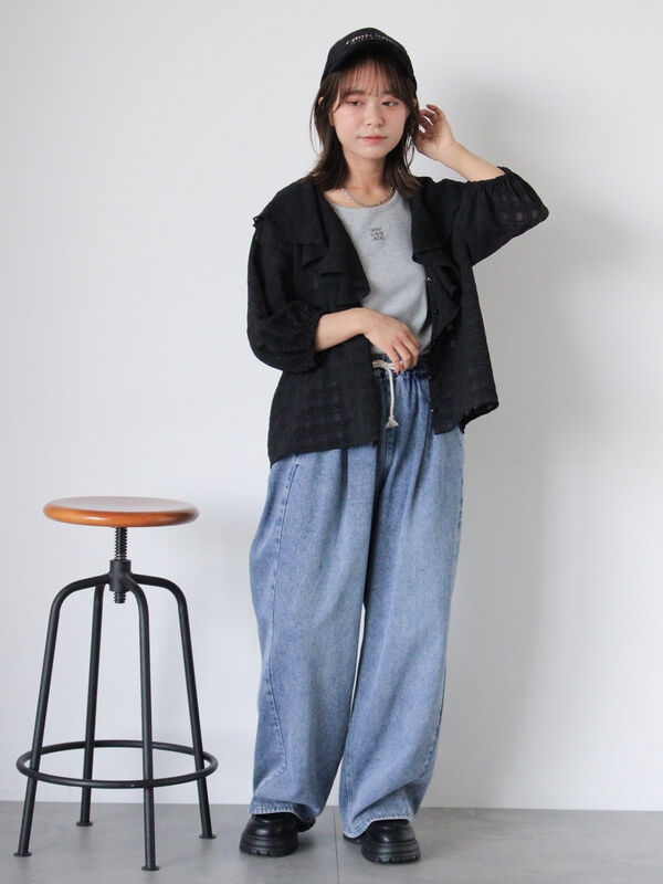 セール】 シアーチェックラッフル襟ブラウス（ブラック/キナリ