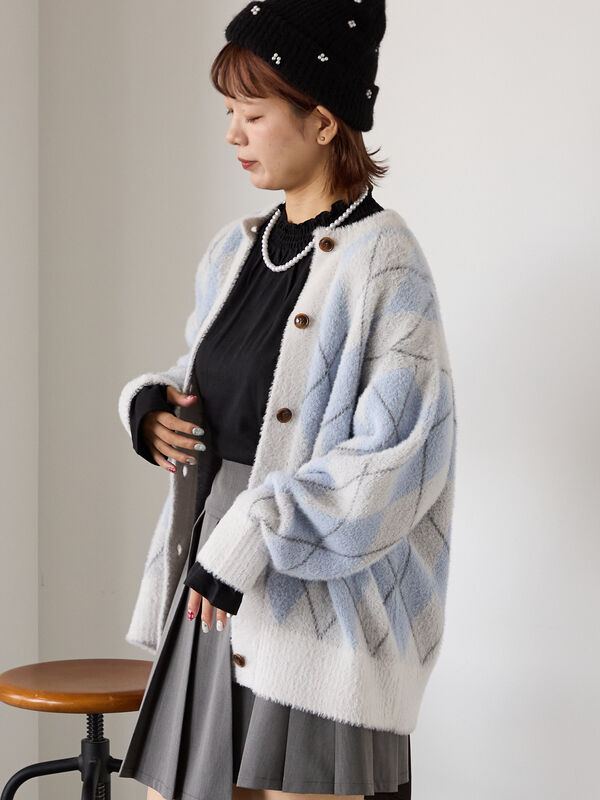 フリア━ アーガイル柄カーディガン（ブラック/レッド/サックスブルー/トップス