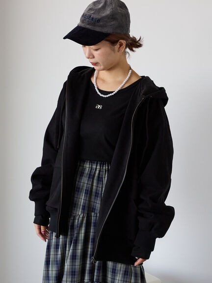 ワンポイント刺繍クルーネックカットソー（オフホワイト/グレー/ブラック/ベージュ）｜ehka sopo（エヘカソポ）通販