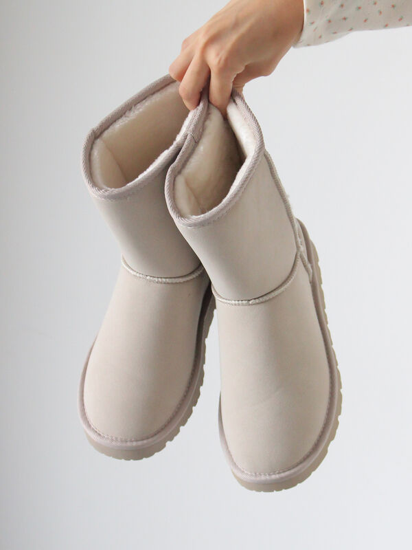 ASH アッシュ ショートブーツ スエード ベージュ ボア 楽天市場】ASH