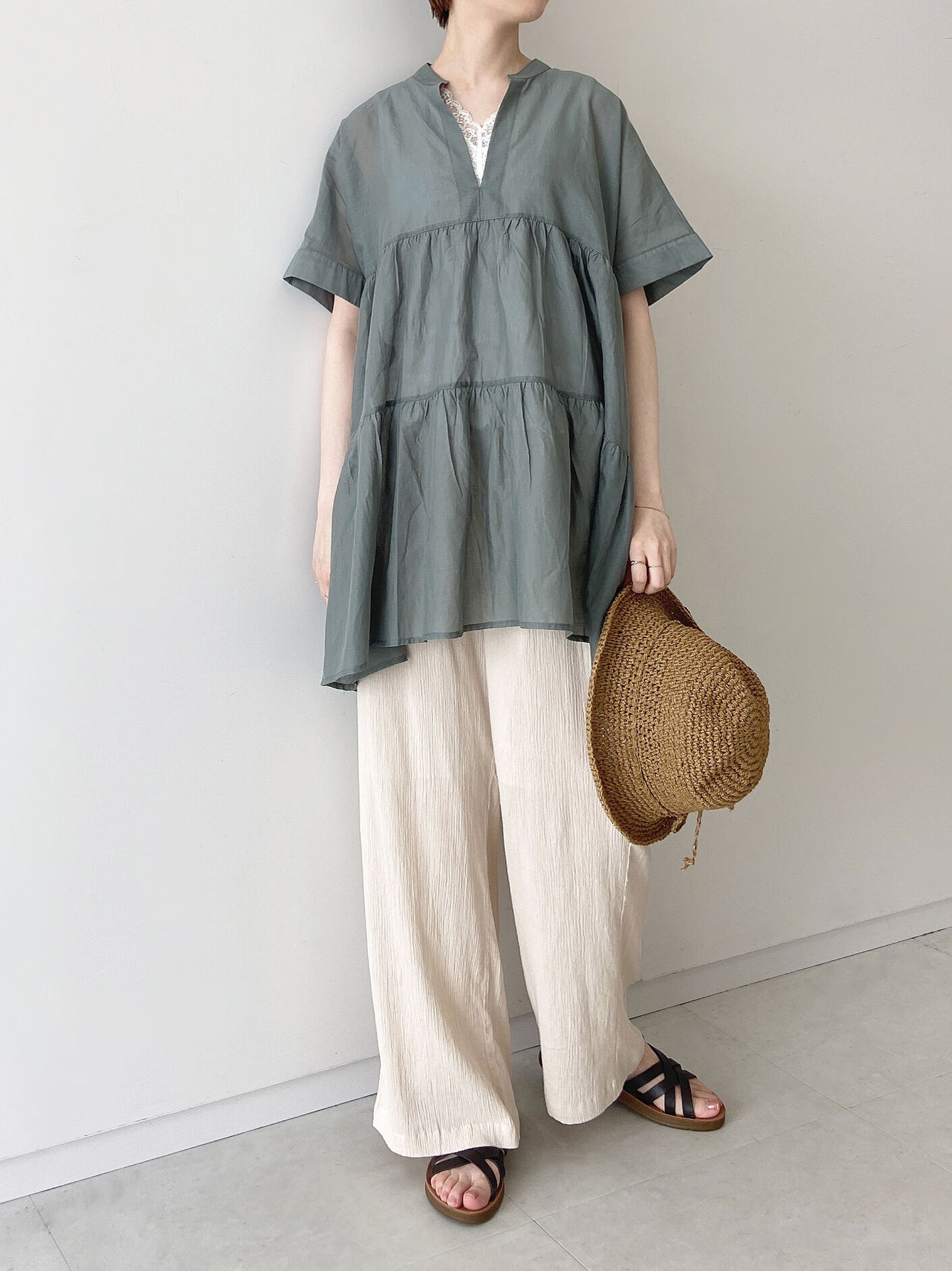 セール スキッパーティアードチュニック ブラック ライトベージュ グリーン トップス Samansa Mos2 Blue サマンサモスモス ブルー 公式通販