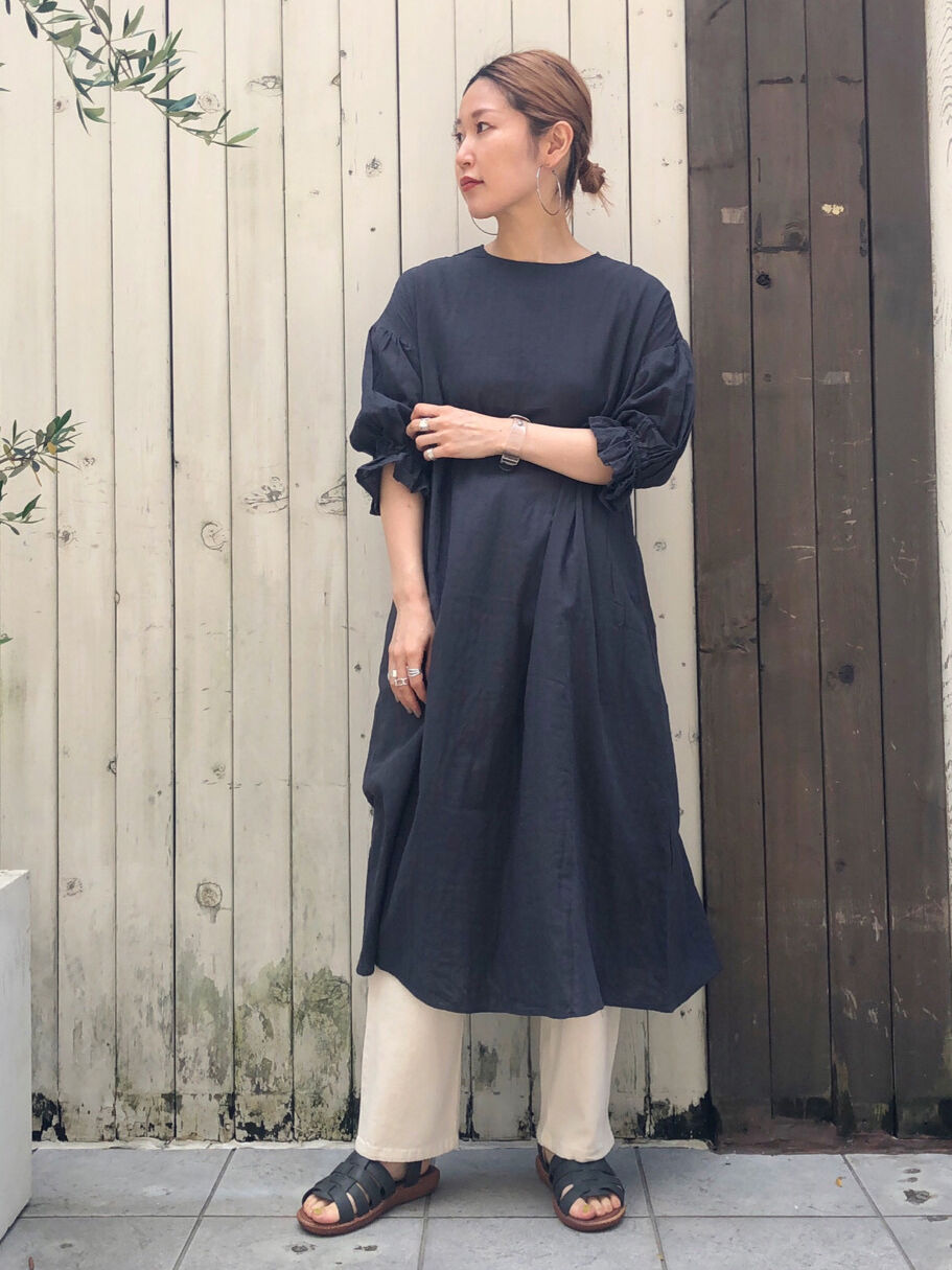 セール バックレースワンピース チャコールグレー ベージュ グリーン ワンピース Samansa Mos2 Blue サマンサモスモス ブルー 公式通販