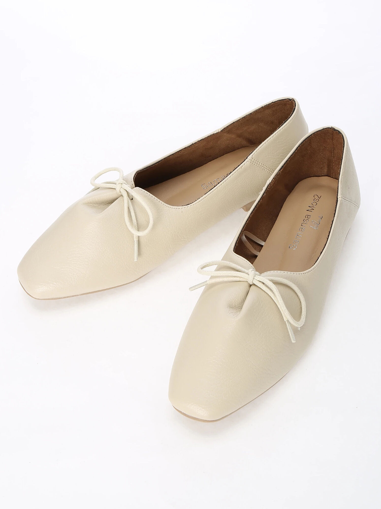 ギャザーリボンフラットシューズ オフホワイト ブラック ベージュ シューズ Samansa Mos2 Blue サマンサモスモス ブルー 公式通販