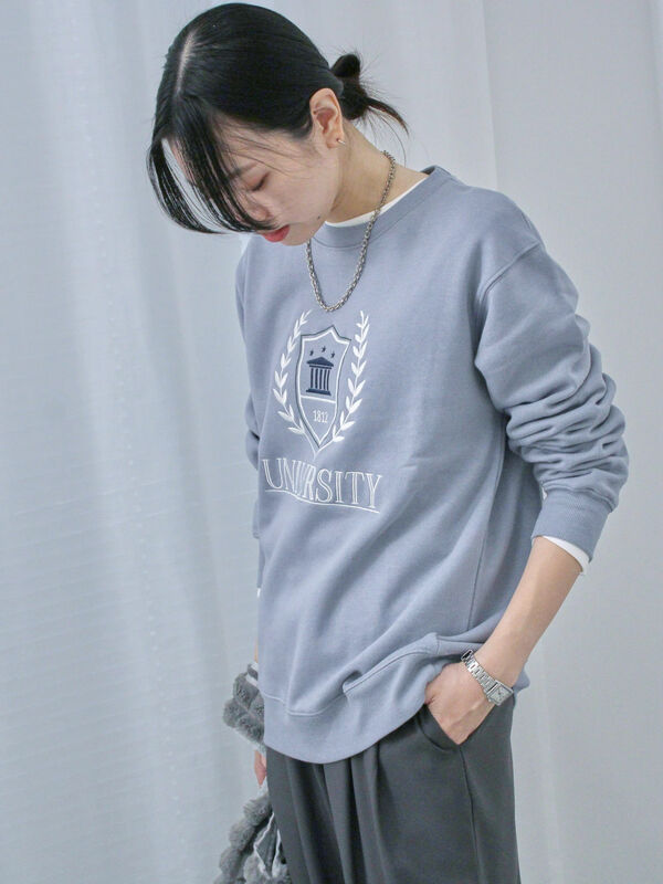 セール】 裏起毛ロゴ刺繍スウェット（チャコールグレー/ベージュ 