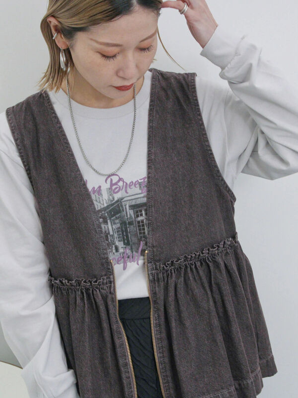 【ECO DENIM】 ペプラムベスト（オフホワイト/チャコールグレー）｜Samansa Mos2 blue（サマンサモスモス ブルー）通販