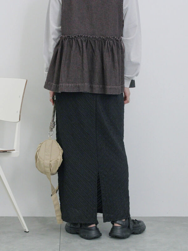 セール】 バイアスフリルカットスカート（オフホワイト/ブラック