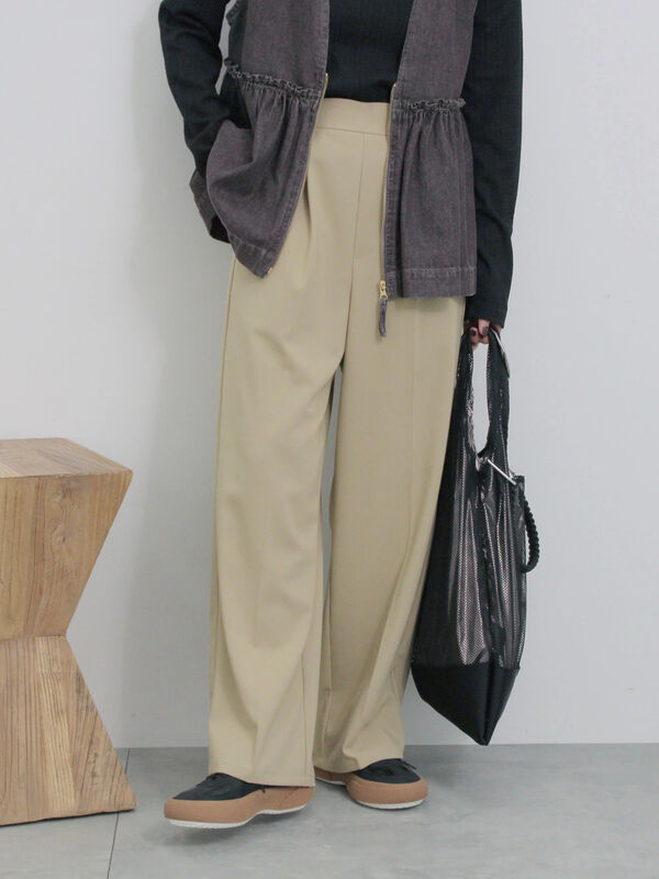 タックストレートパンツ（ベージュ）｜Samansa Mos2 blue（サマンサモスモス ブルー）通販