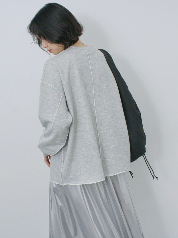 セール】 ◎配色メロウ裏毛プルオーバー（ブラック/キナリ/TOP