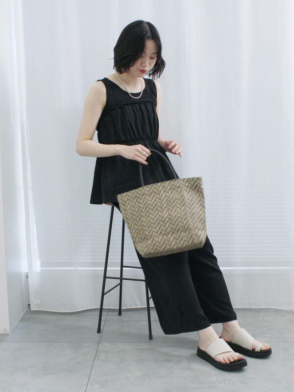 新品❤️Samansa Mos2 新作 キャミソール裾レース ブラックビスチェ2点 セール】 【接触冷感】キャミビスチェ(チャコールグレー