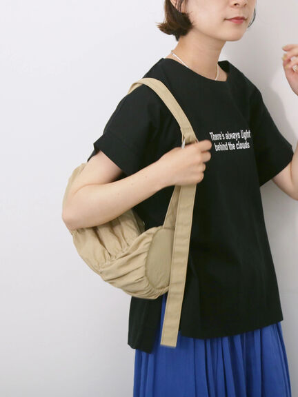 ロゴ刺繍フレンチスリーブTシャツ（オフホワイト/ブラック/オレンジ/ブラウン/ブルー）｜Samansa Mos2 blue（サマンサモスモス ブルー）通販