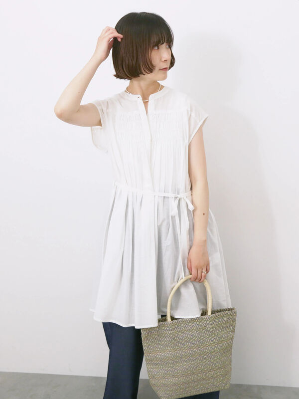 ブルネロクチネリ　アイボリー シルク混合 ノースリーブチュニック ブルネロクチネリ アイボリー シルク混合 ノースリーブチュニック