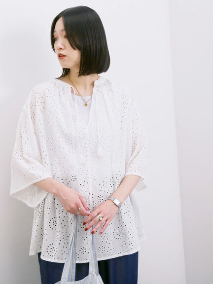 【Made in India】タッセル付ギャザーレースブラウス（オフホワイト/ブラック/パープル）｜Samansa Mos2 blue（サマンサモスモス ブルー）通販