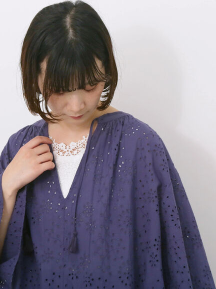 【Made in India】タッセル付ギャザーレースブラウス（オフホワイト/ブラック/パープル）｜Samansa Mos2 blue（サマンサモスモス ブルー）通販