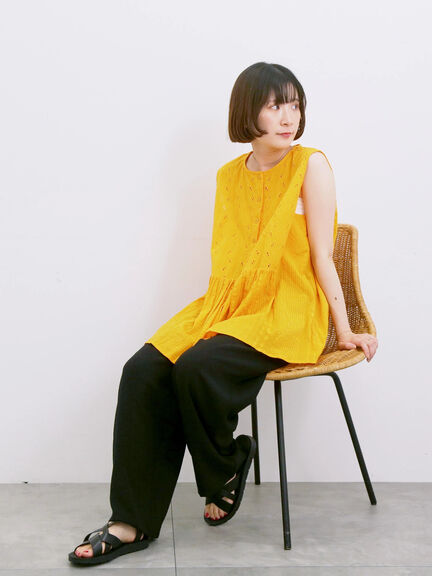 【Made in India】ノースリーブレースブラウス（オフホワイト/チャコールグレー/イエロー）｜Samansa Mos2 blue（サマンサモスモス ブルー）通販