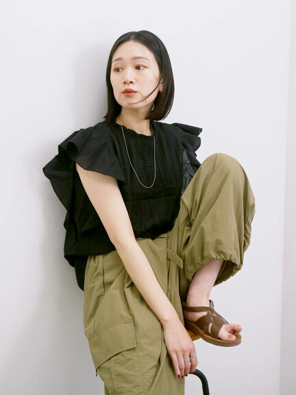 【Made in India】フリル袖レースピンタックブラウス（オフホワイト/ブラック/レッド）｜Samansa Mos2 blue（サマンサモスモス ブルー）通販