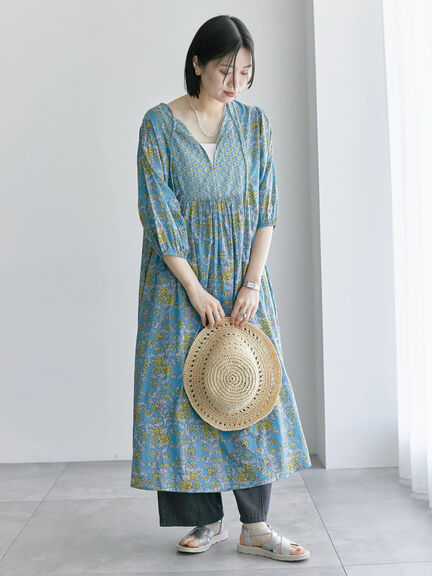 【Made in India】花柄ワンピース（チャコールグレー/ブルー/キナリ）｜Samansa Mos2 blue（サマンサモスモス ブルー）通販