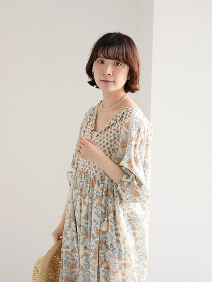 【Made in India】花柄ワンピース（チャコールグレー/ブルー/キナリ）｜Samansa Mos2 blue（サマンサモスモス ブルー）通販