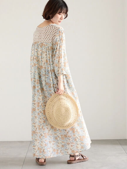 【Made in India】花柄ワンピース（チャコールグレー/ブルー/キナリ）｜Samansa Mos2 blue（サマンサモスモス ブルー）通販