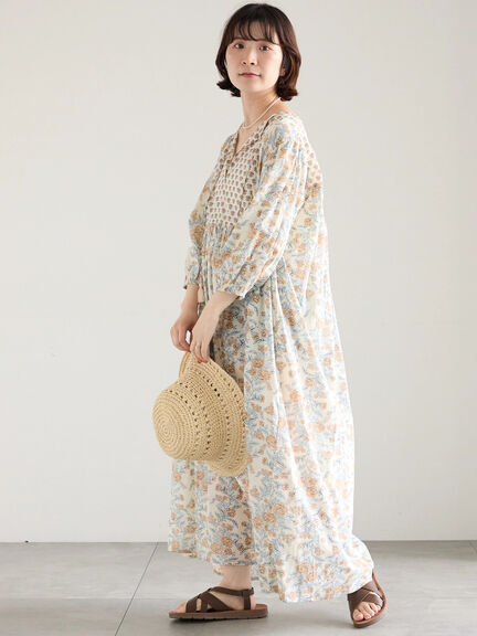 【Made in India】花柄ワンピース（チャコールグレー/ブルー/キナリ）｜Samansa Mos2 blue（サマンサモスモス ブルー）通販