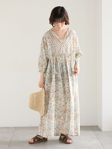 【Made in India】花柄ワンピース（チャコールグレー/ブルー/キナリ）｜Samansa Mos2 blue（サマンサモスモス ブルー）通販