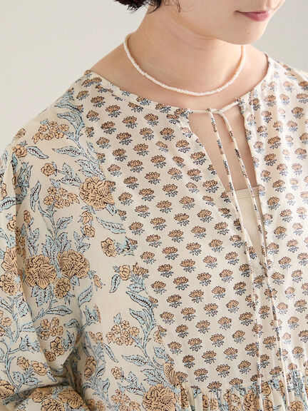 【Made in India】花柄ワンピース（チャコールグレー/ブルー/キナリ）｜Samansa Mos2 blue（サマンサモスモス ブルー）通販