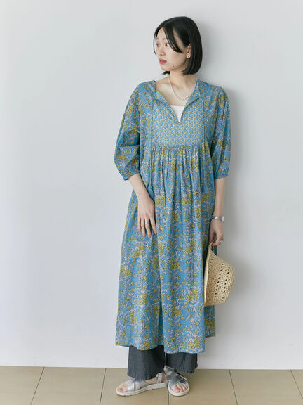 【Made in India】花柄ワンピース（チャコールグレー/ブルー/キナリ）｜Samansa Mos2 blue（サマンサモスモス ブルー）通販