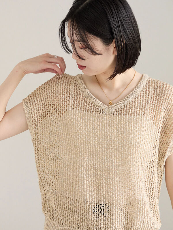 メランジラメメッシュニットベスト（ベージュ）｜Samansa Mos2 blue（サマンサモスモス ブルー）通販