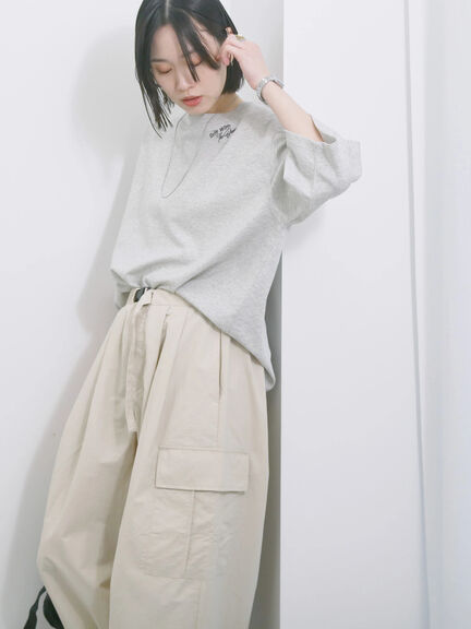 ◎ポンチロゴ刺繍プルオーバー（オフホワイト/サックスブルー/ＴＯＰグレー）｜Samansa Mos2 blue（サマンサモスモス ブルー）通販